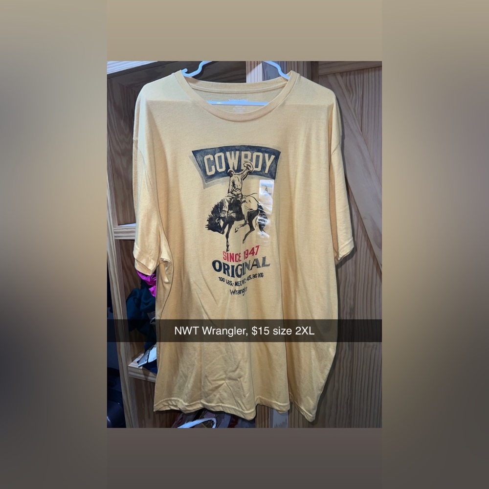 Wrangler Men's Cowboy Graphic Yellow Tee